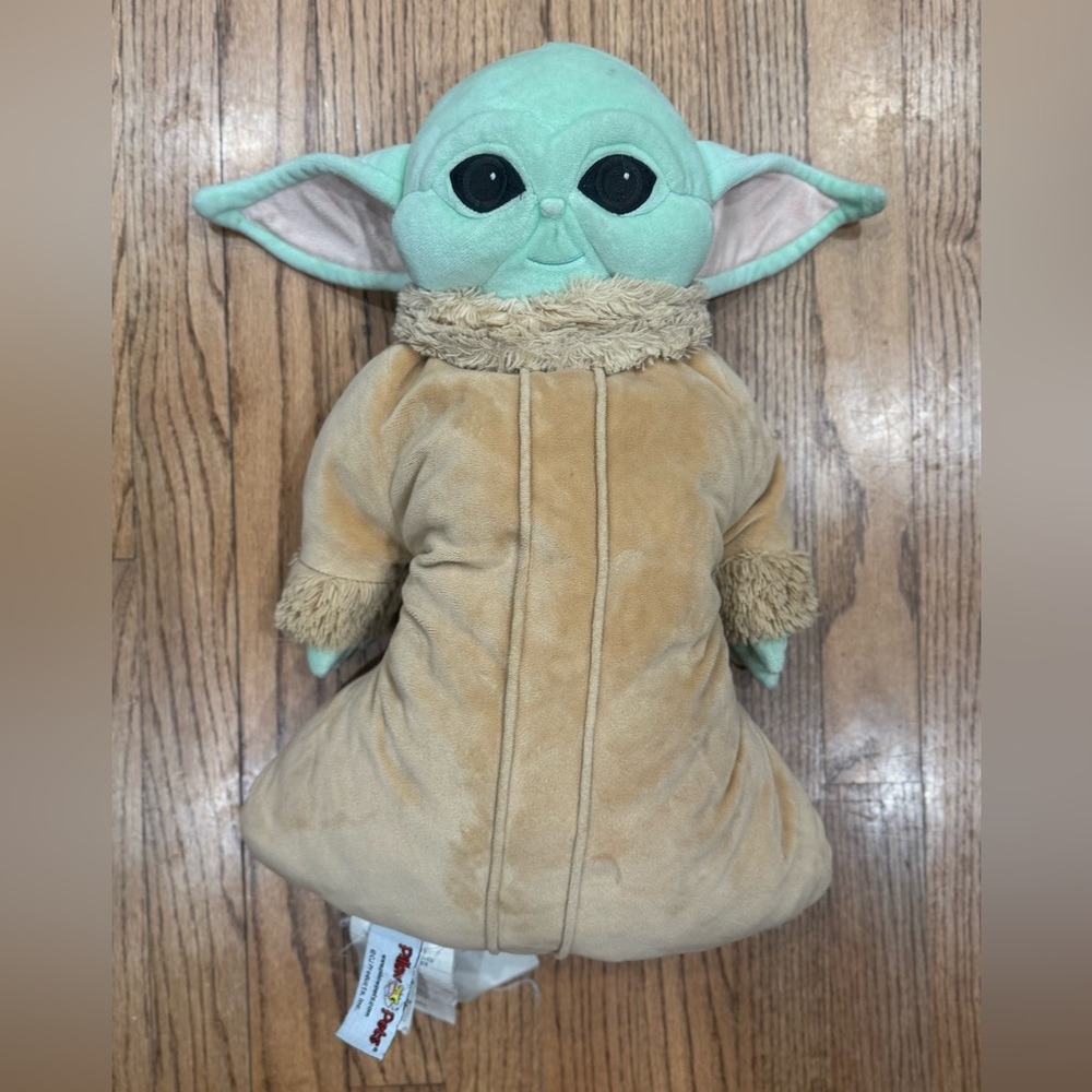 Star Wars Baby Yoda Grogu Pillow Pet 20”